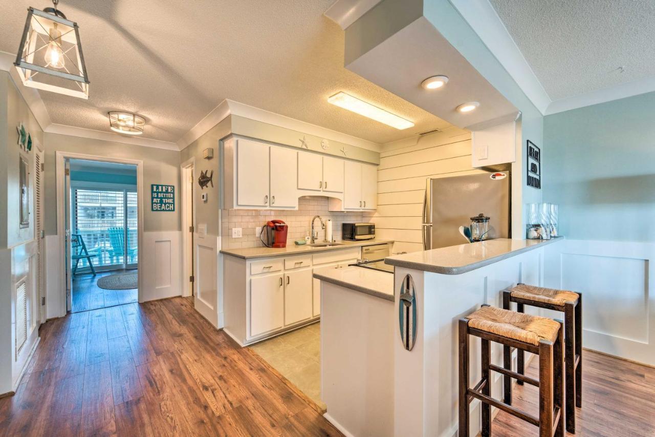 Bright Carolina Beach Condo - Walk To Shore! Екстериор снимка